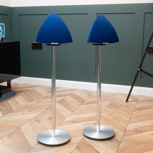 Bang olufsen b - &, |